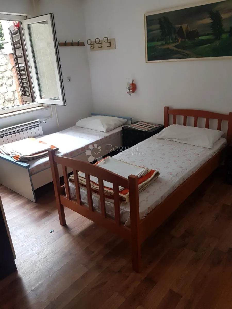 klenovica kuća za najam radnika - slika 10