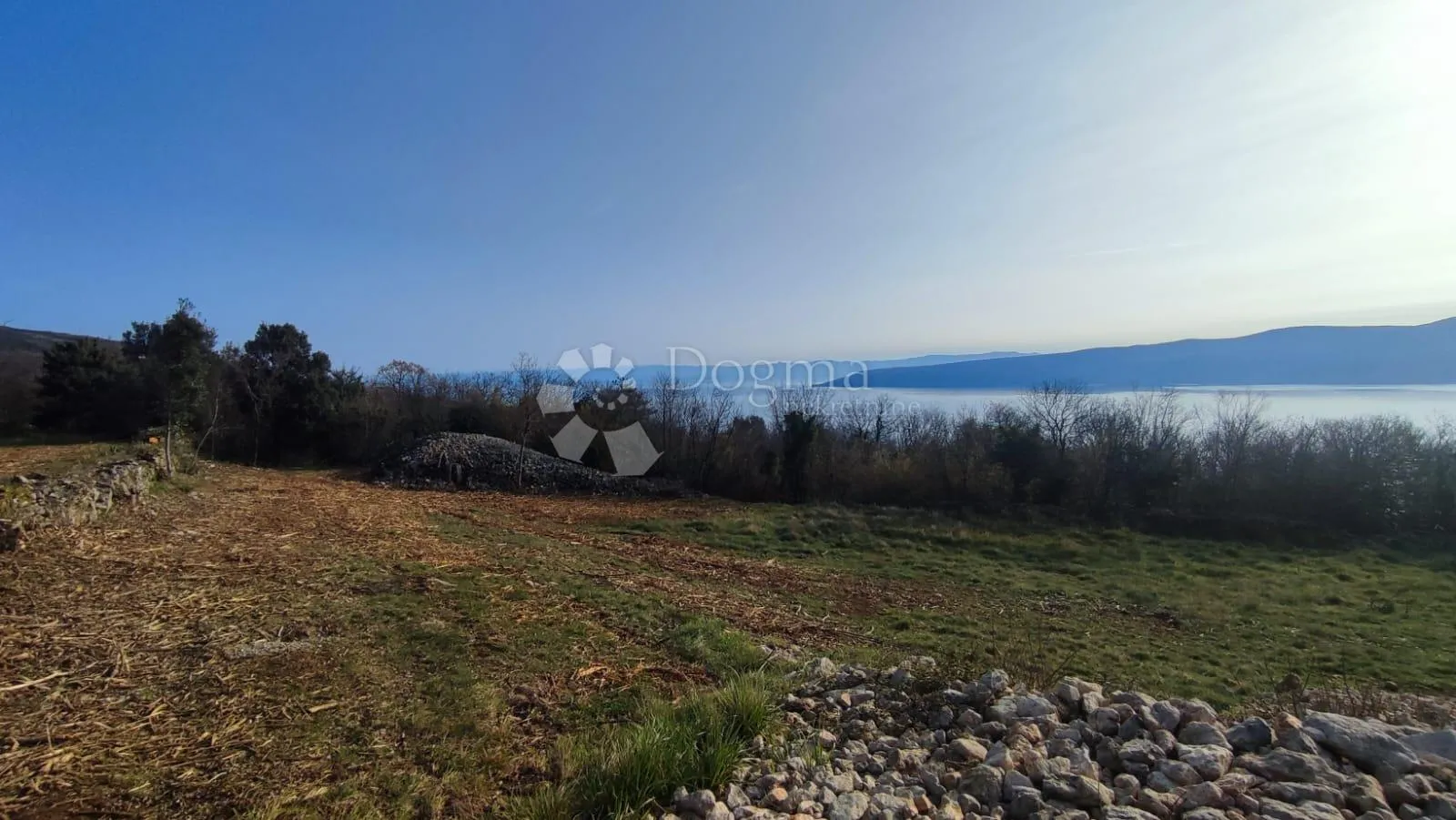 građevinsko zemljište sa panoramskim pogledom - slika 2