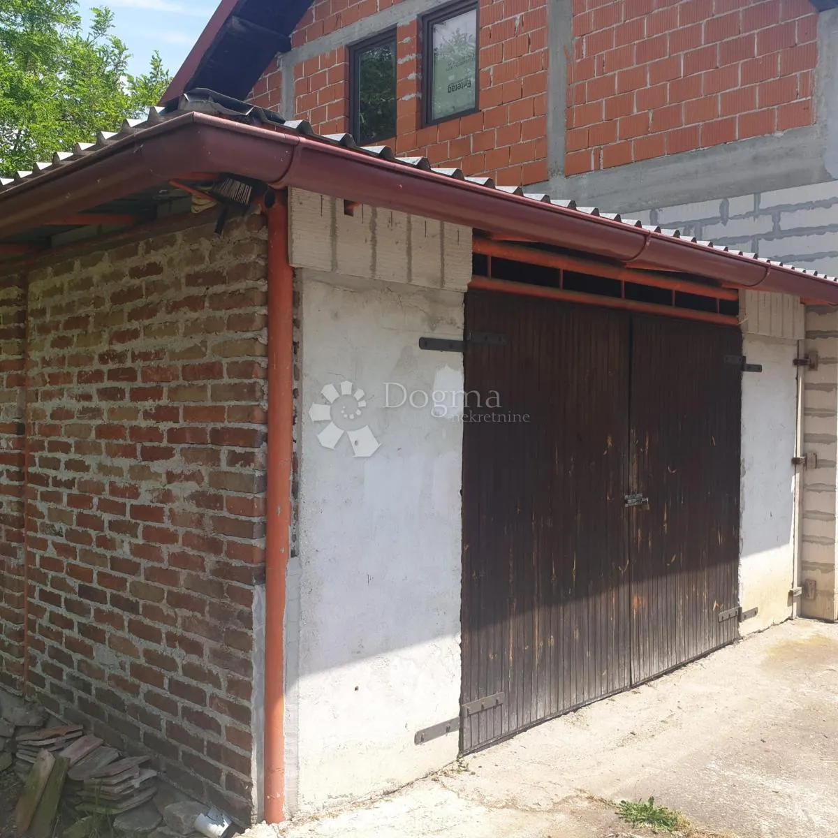 dvije kuće na jednoj parceli – mir, prostor i potencijal! - slika 7