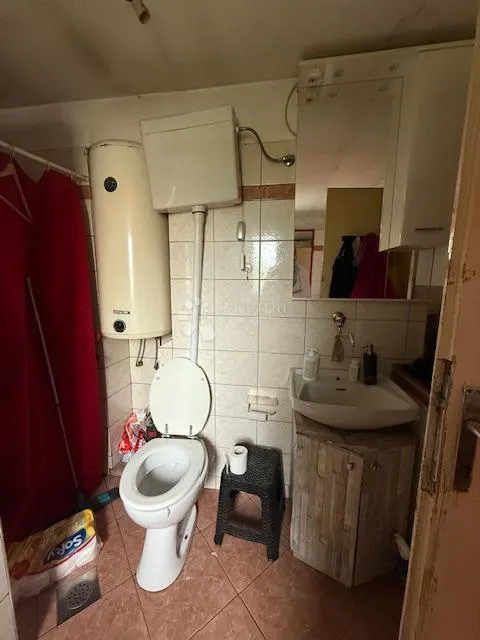 etaža kuće na trsatu - slika 8