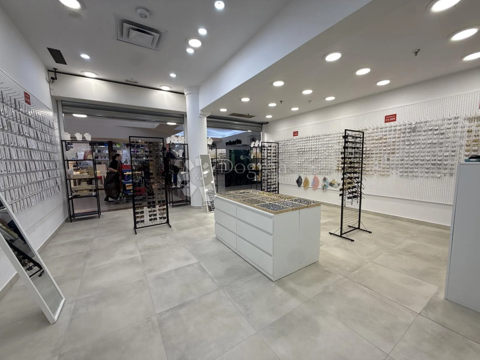 atraktivan prostor importanne centar zagreb, 70m2 - slika 3