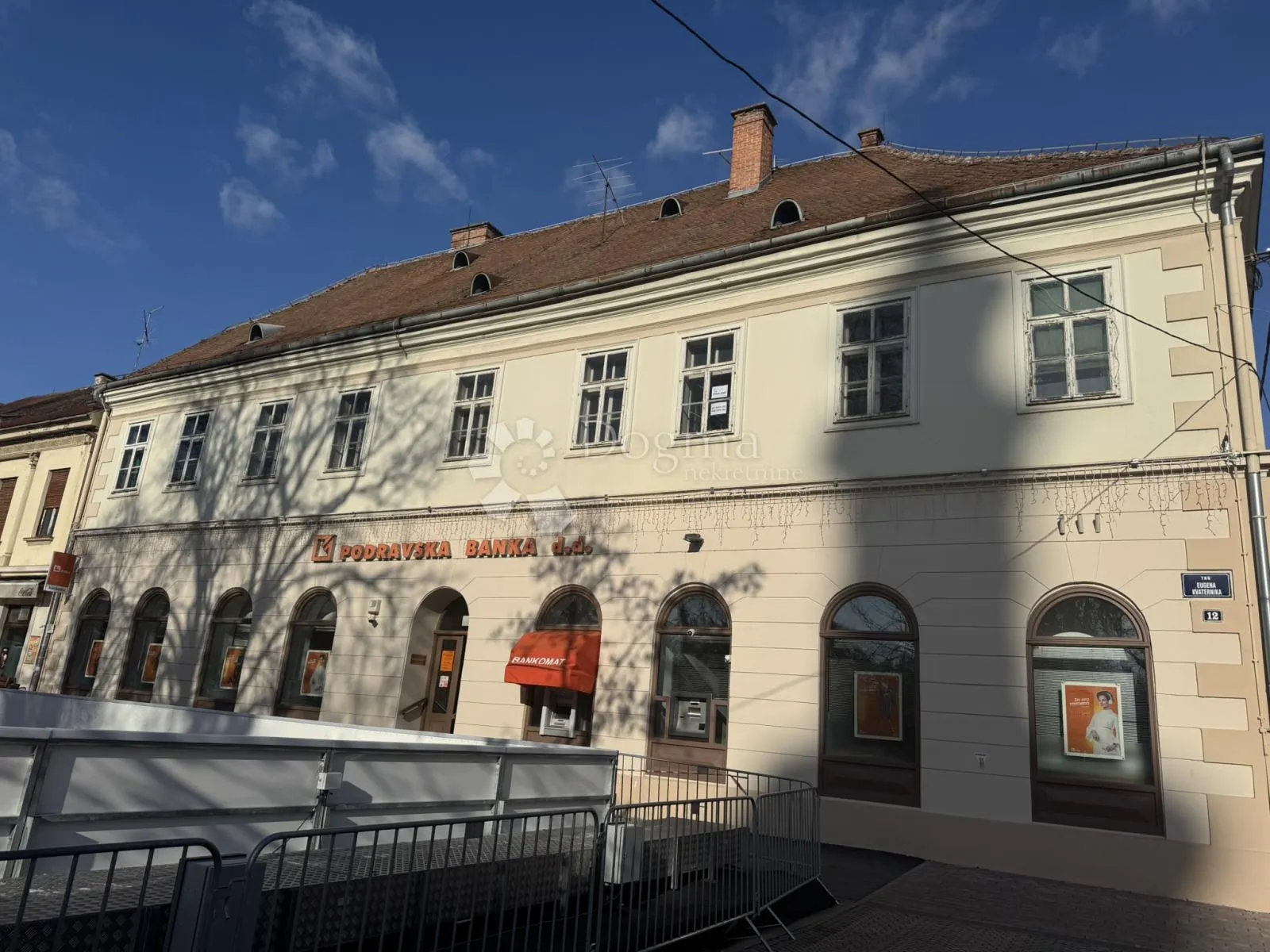 jedinstvena prilika za investitore: povijesni dragulj u centru grada - slika 2