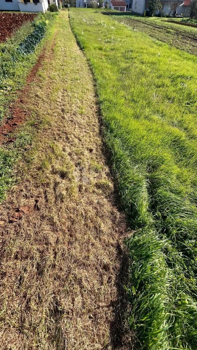 građevinsko zemljište marčana - 804 m2 - slika 1