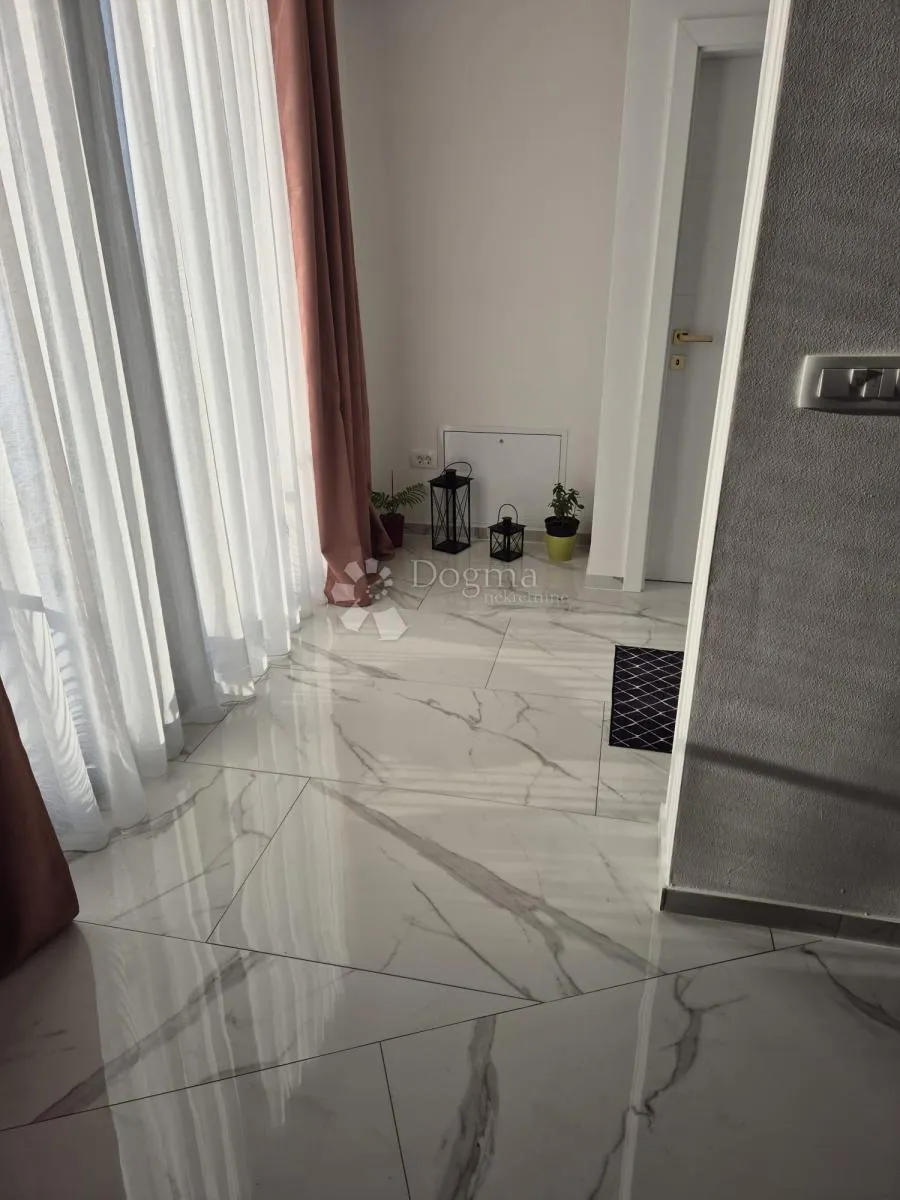 privlaka - moderno namještena luksuzna kuća s bazenom - slika 8