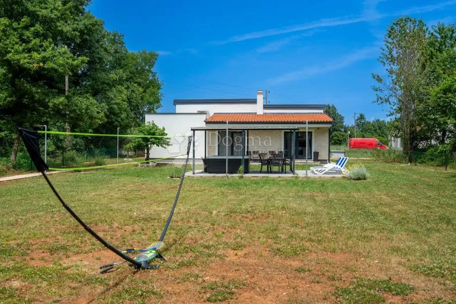 prizemnica s jacuzzijem u istri - 110 m², mirna lokacija barbanštine - slika 17