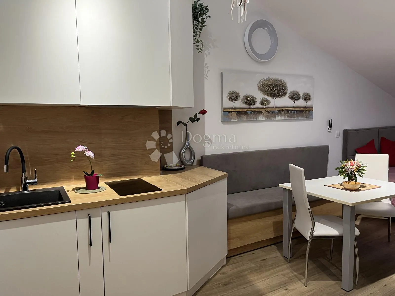 crikvenica dva apartmana - slika 26
