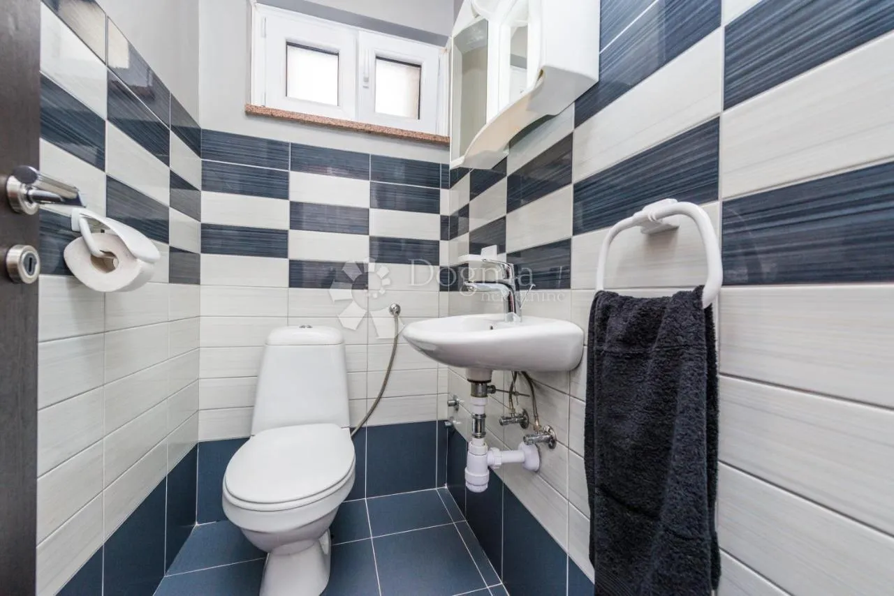 penthouse prvi red uz more! - slika 9