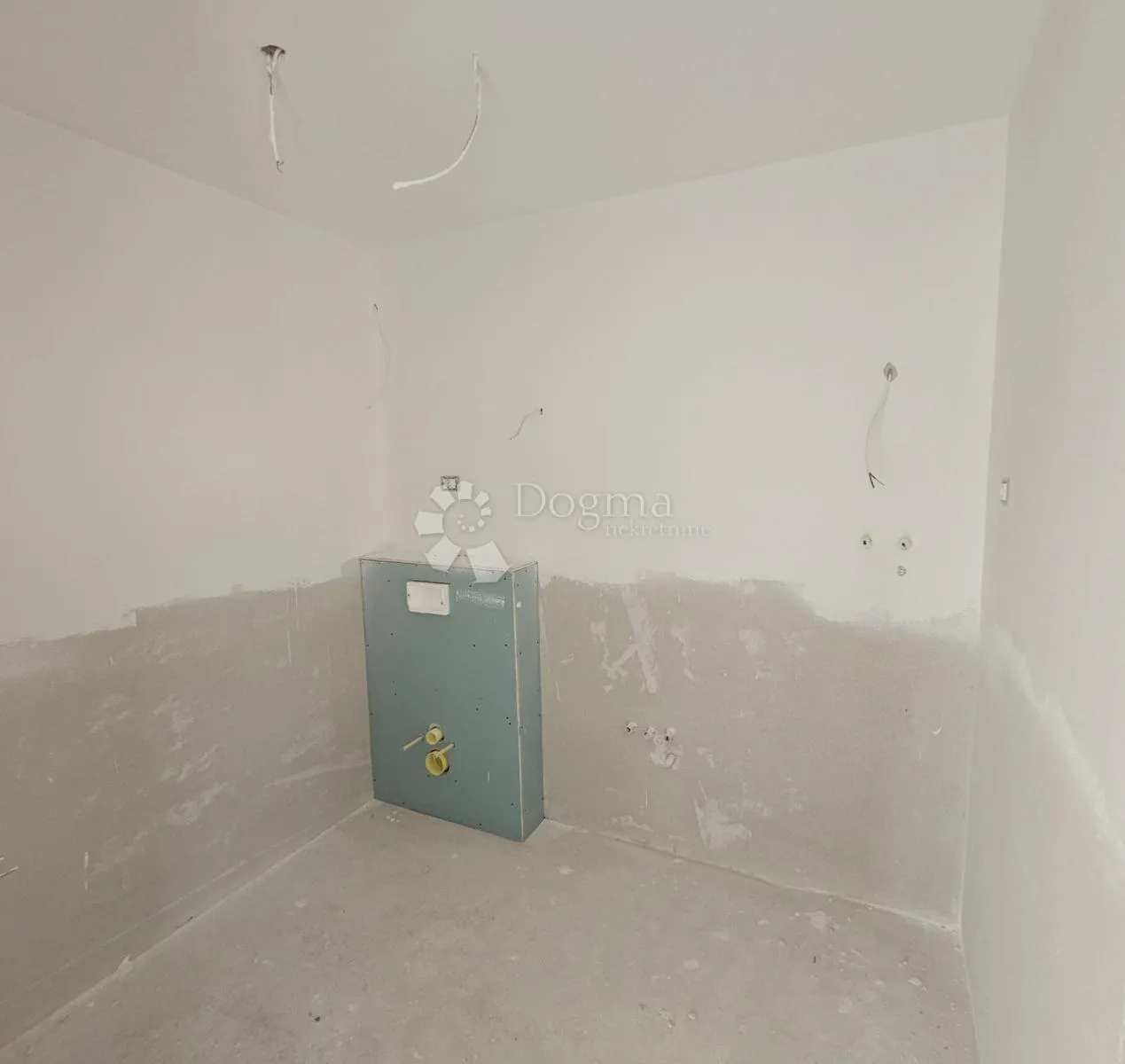 kvalitetna novogradnja pula, 95m2, 2ss+db - slika 12