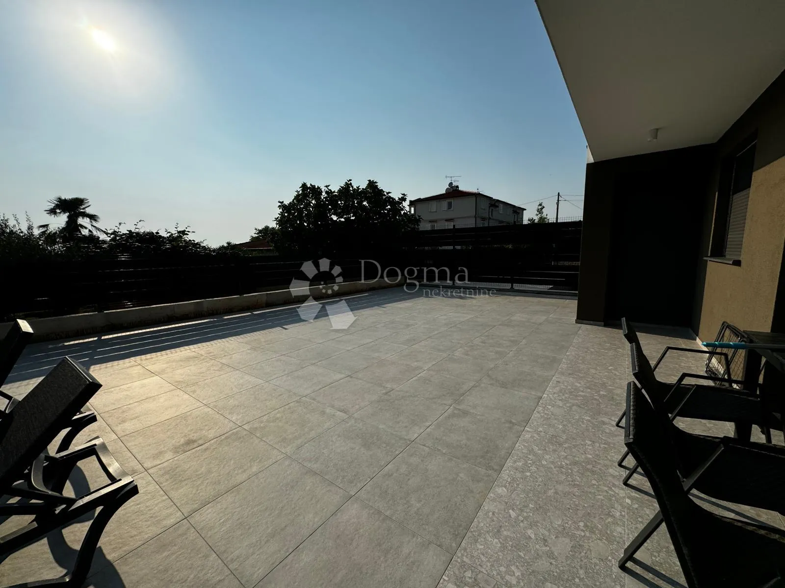 stan 109m2 sa bazenom poreč - slika 25