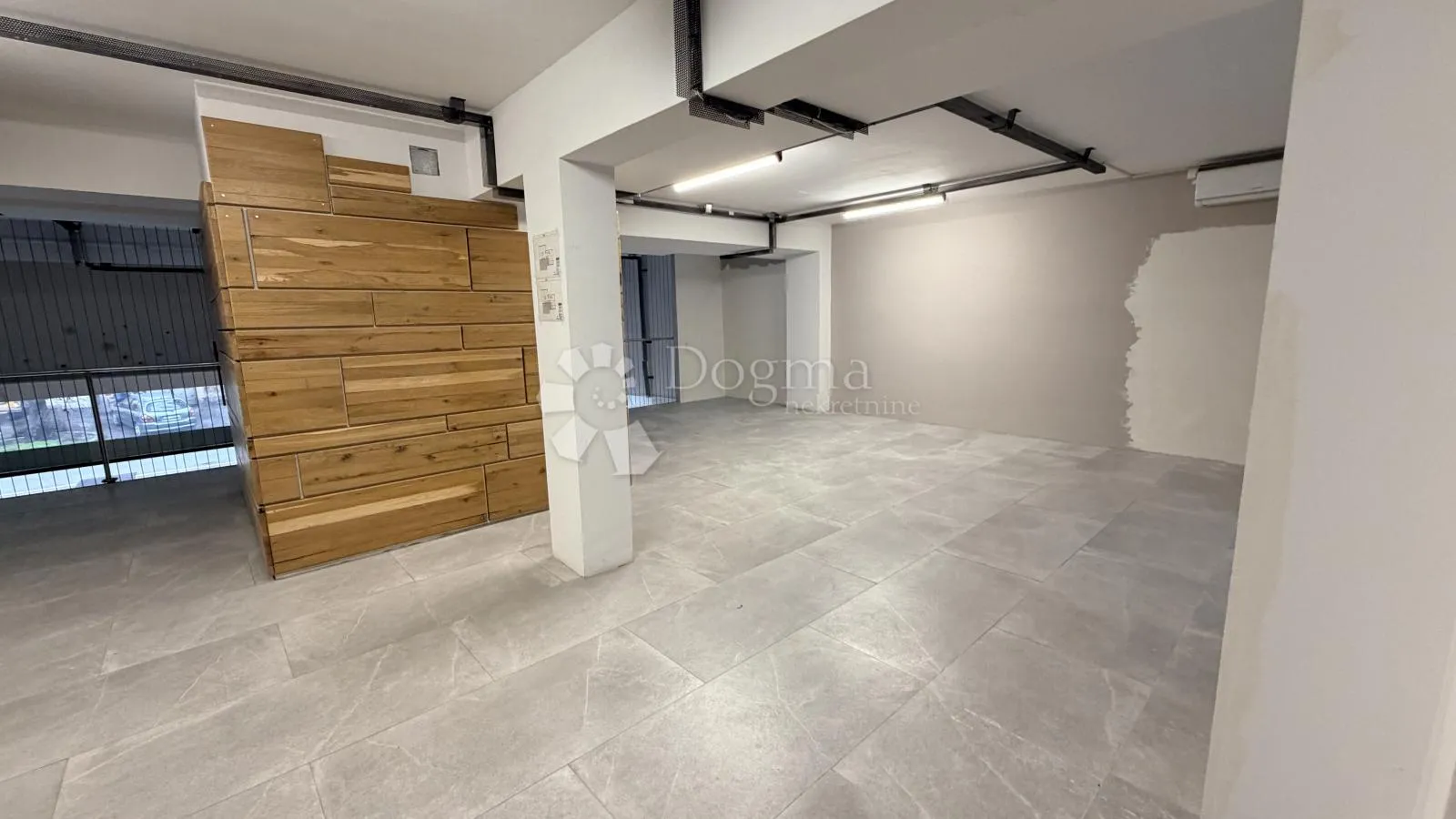 najam poslovnog prostora 350m2, kvaternikov trg - slika 3