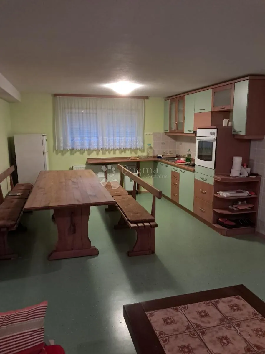 kuća za veliku obitelj - slika 12