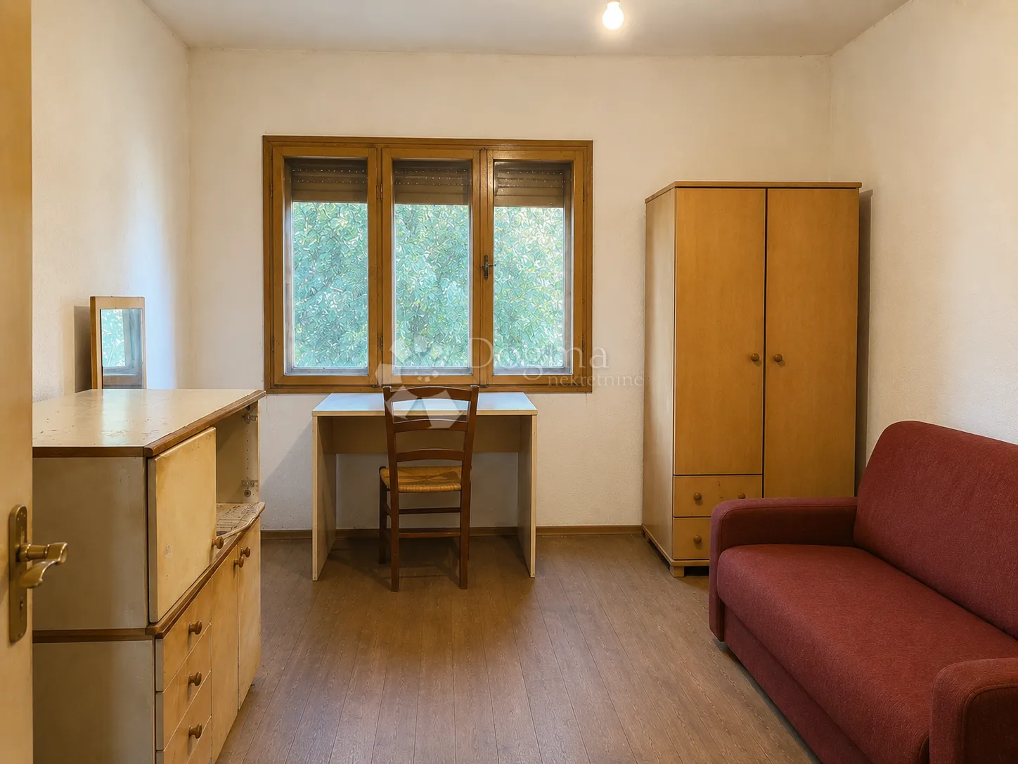 kuća za adaptaciju u biškupcu - slika 4