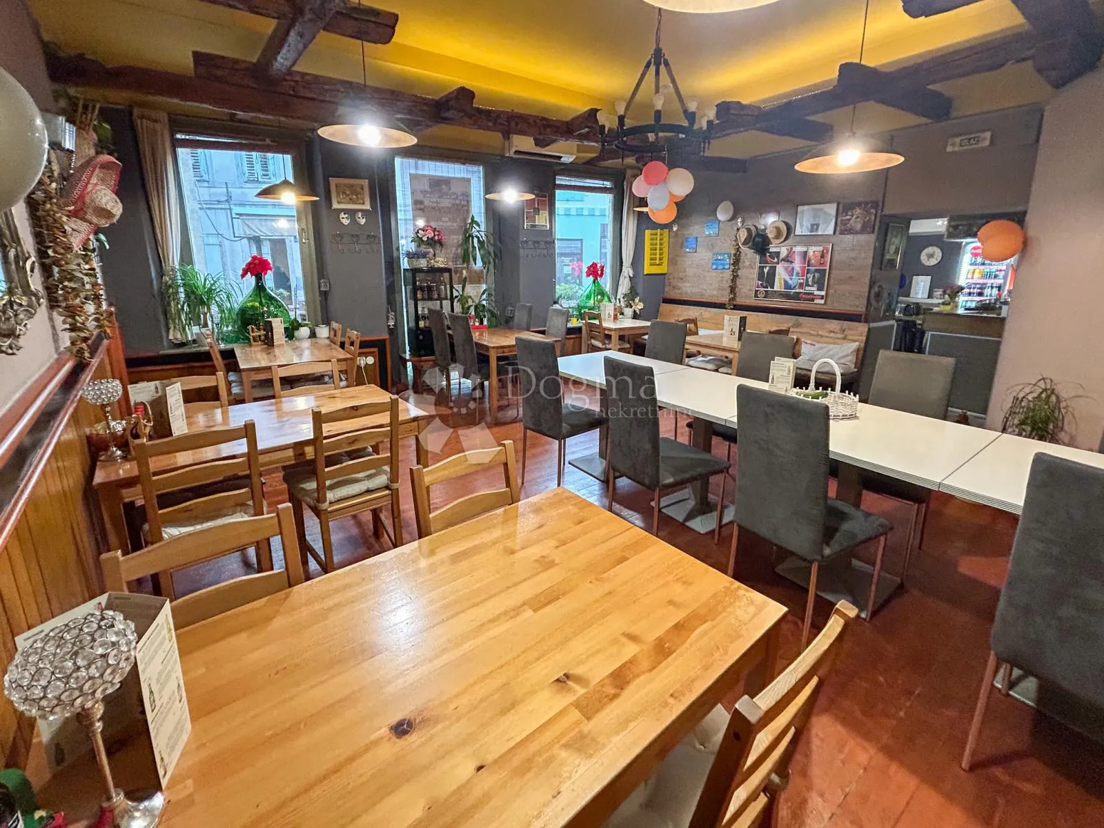 pizzeria-restoran u središtu istre - slika 10
