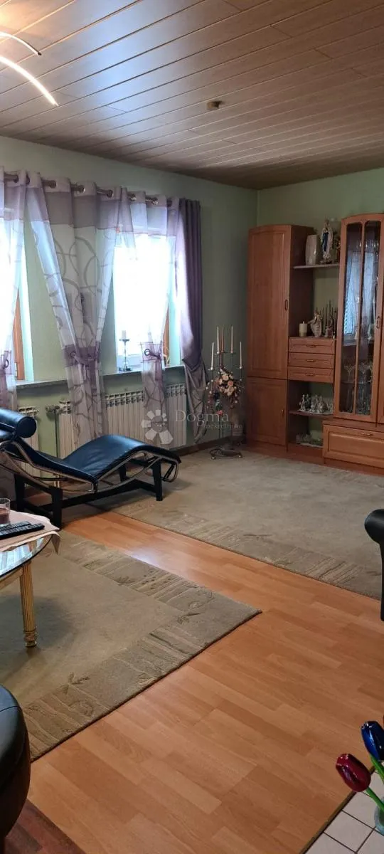 stambeno poslovni objekt u centru grada - slika 11