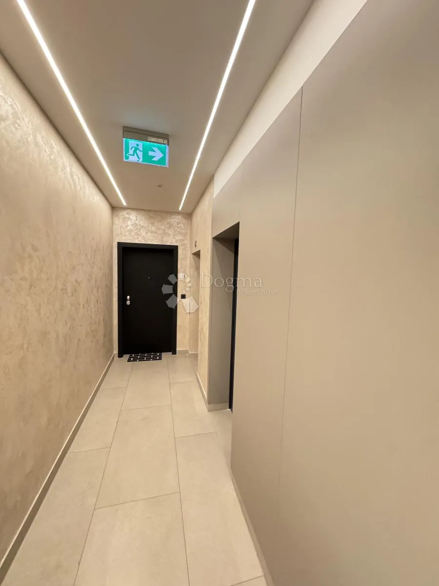 top lokacija! stan s galerijom + parking trešnjevka - slika 33