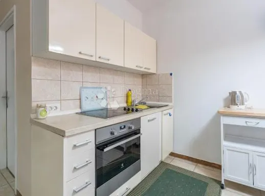 stan na odličnoj lokaciji u rovinju - slika 2