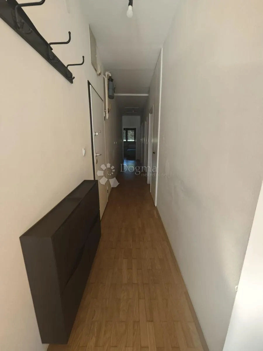 moderan novouređen 4s stan šalata - slika 4