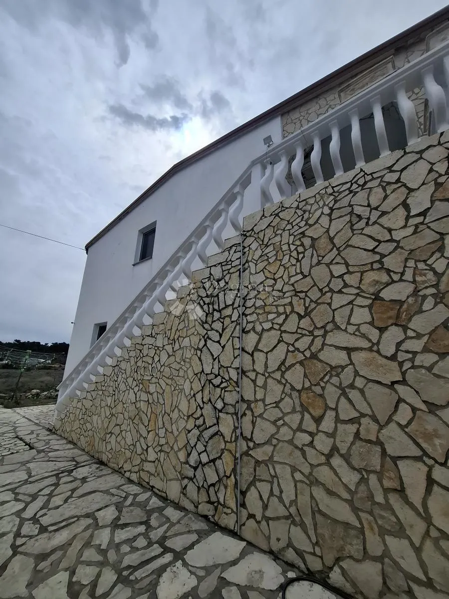 apartmanska kuća vir - slika 4