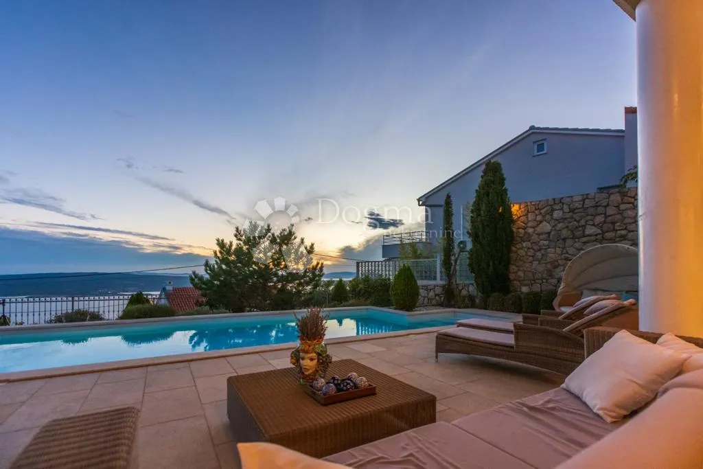 villa sa panoramskim pogledom (crikvenica) - slika 13