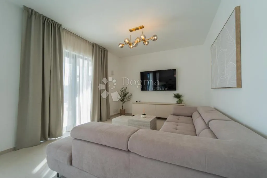 turanj - villa s bazenom, spremna za useljenje - 350m od mora - slika 20