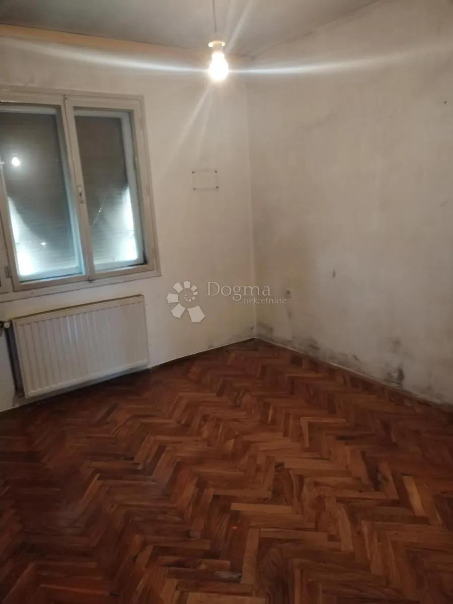kuća u karlovcu na prodaju - mir u blizini grada - slika 11