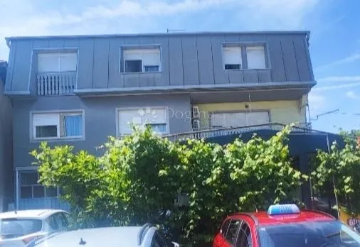 hotel na zlatnoj lokaciji - slika 42