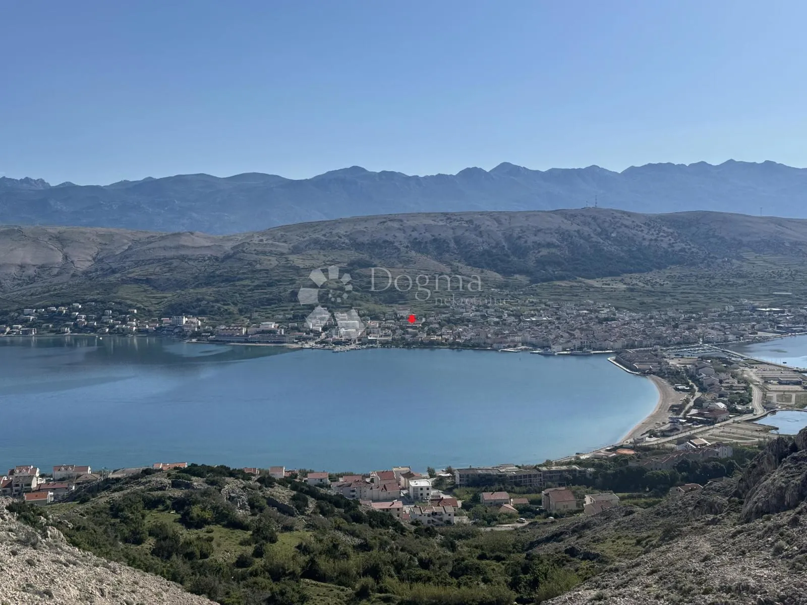 pag centar- app na odličnoj lokaciji, pogled , parking - slika 1