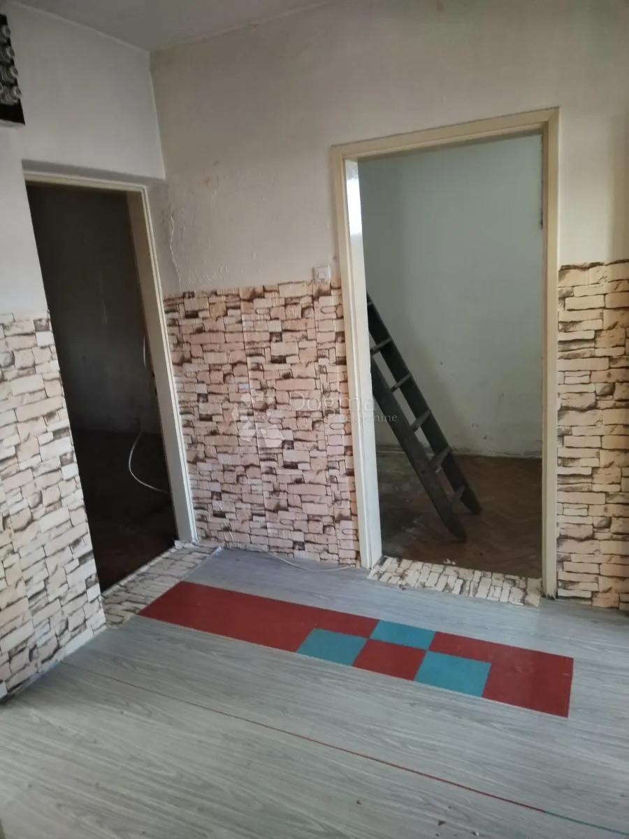 kuća u karlovcu na prodaju - mir u blizini grada - slika 14