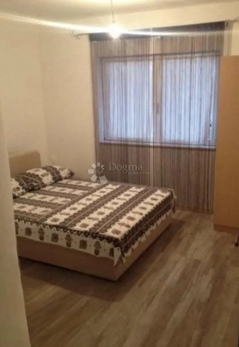 šparadići, kuća s 5 apartmana 50 m od mora! - slika 4
