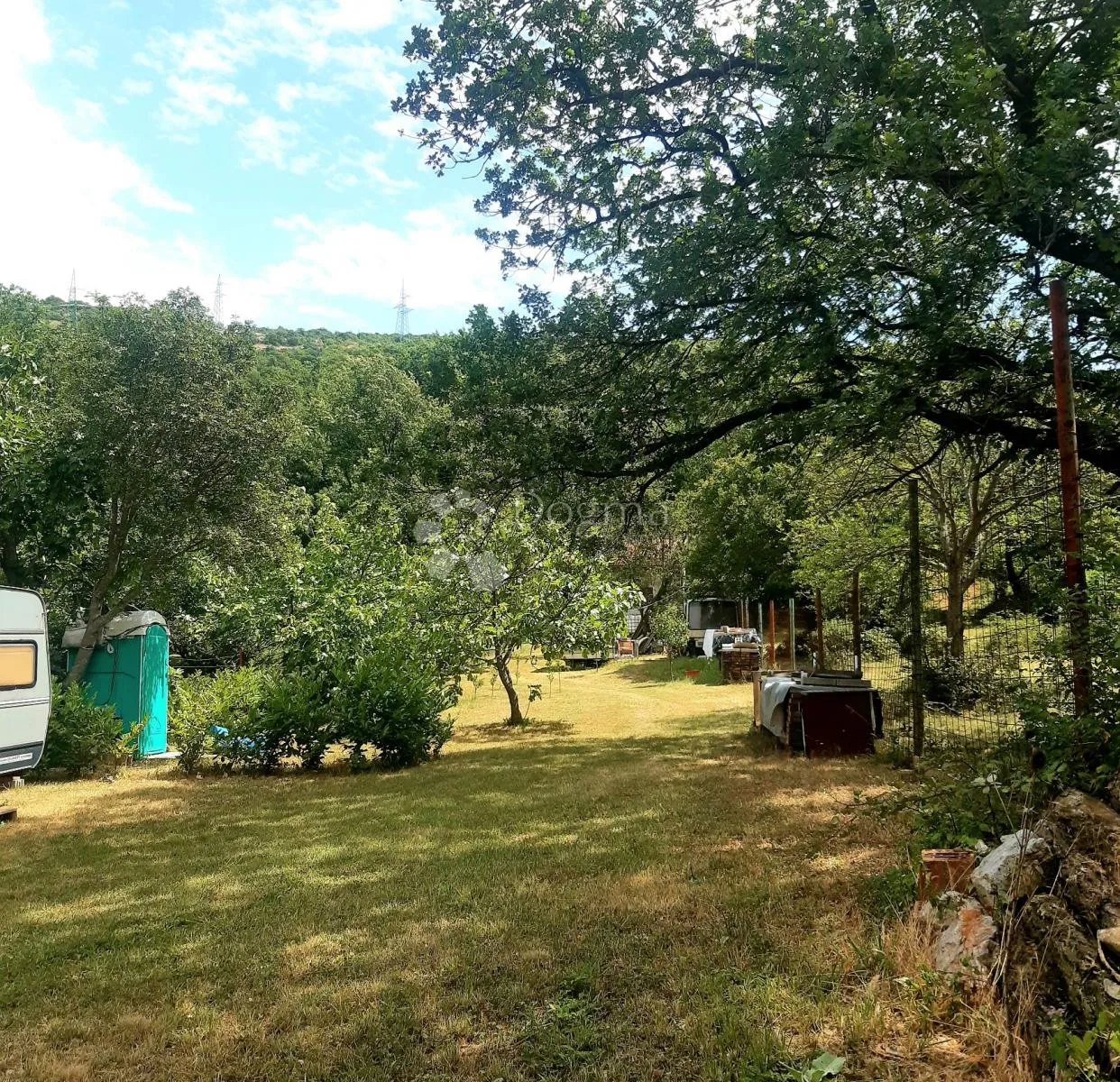 poljoprivredno imanje sa privremenim objektima - slika 4