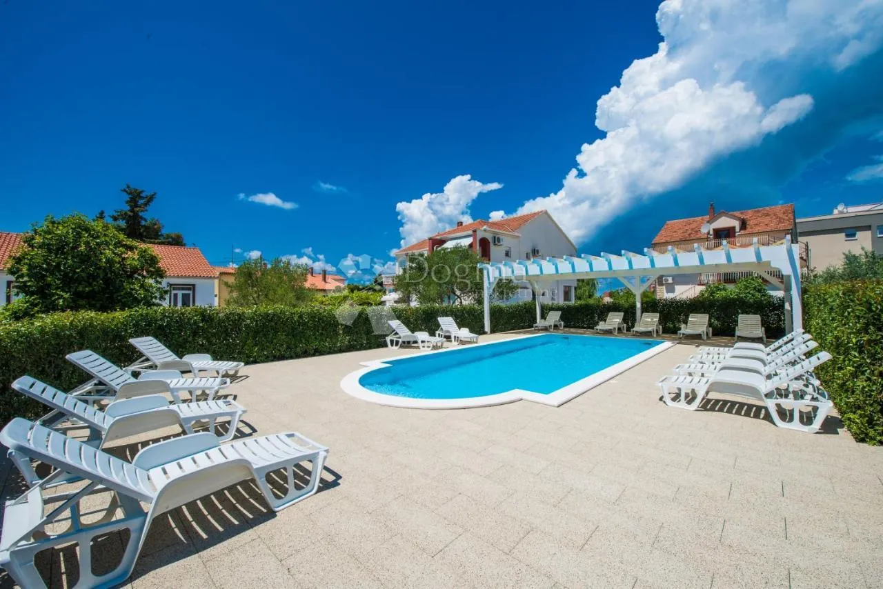 prodaje se kuća na zadarskom području - idealna investicija za turistički najam - slika 3