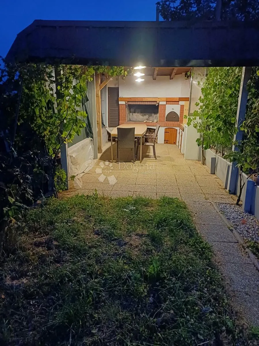 kuća u vinici - kraljica pogleda - slika 24