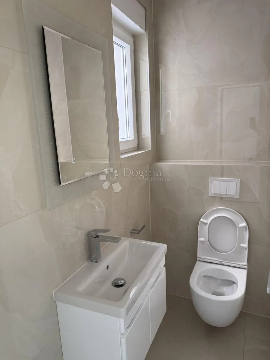 novogrdanja jednosoban apartman prizemlje seline - slika 16