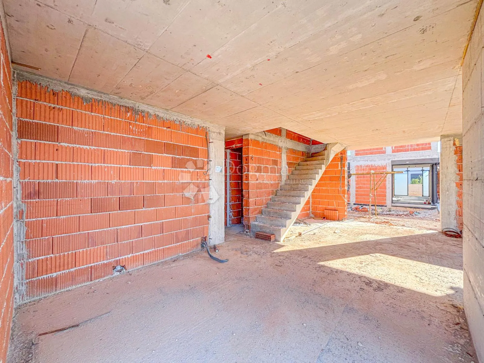 kanfanar, atraktivna villa u roh-bau fazi s pogledom na more - slika 6