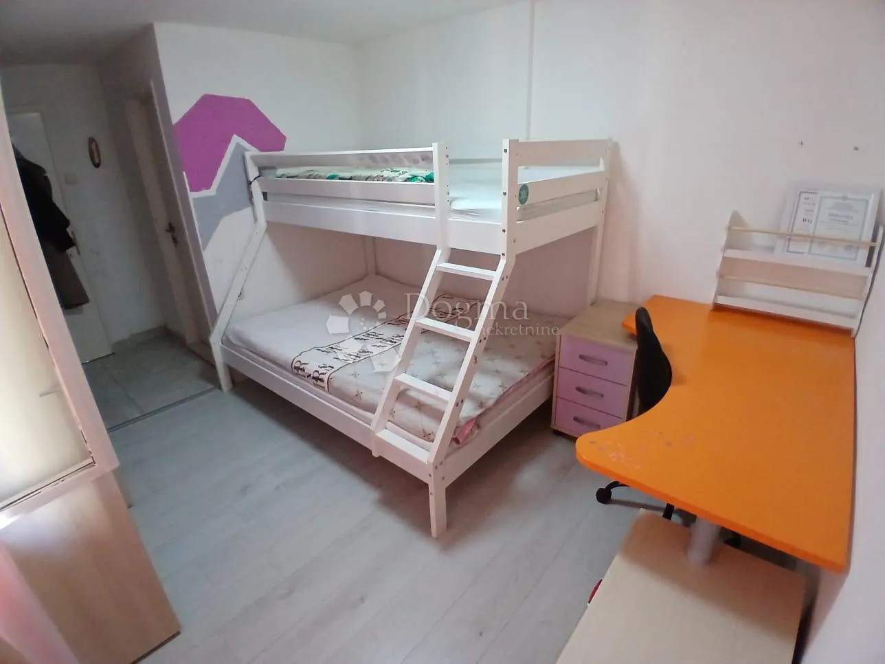 dvije terase, tri sobe, jedan prekrasan pogled | bilice - slika 9