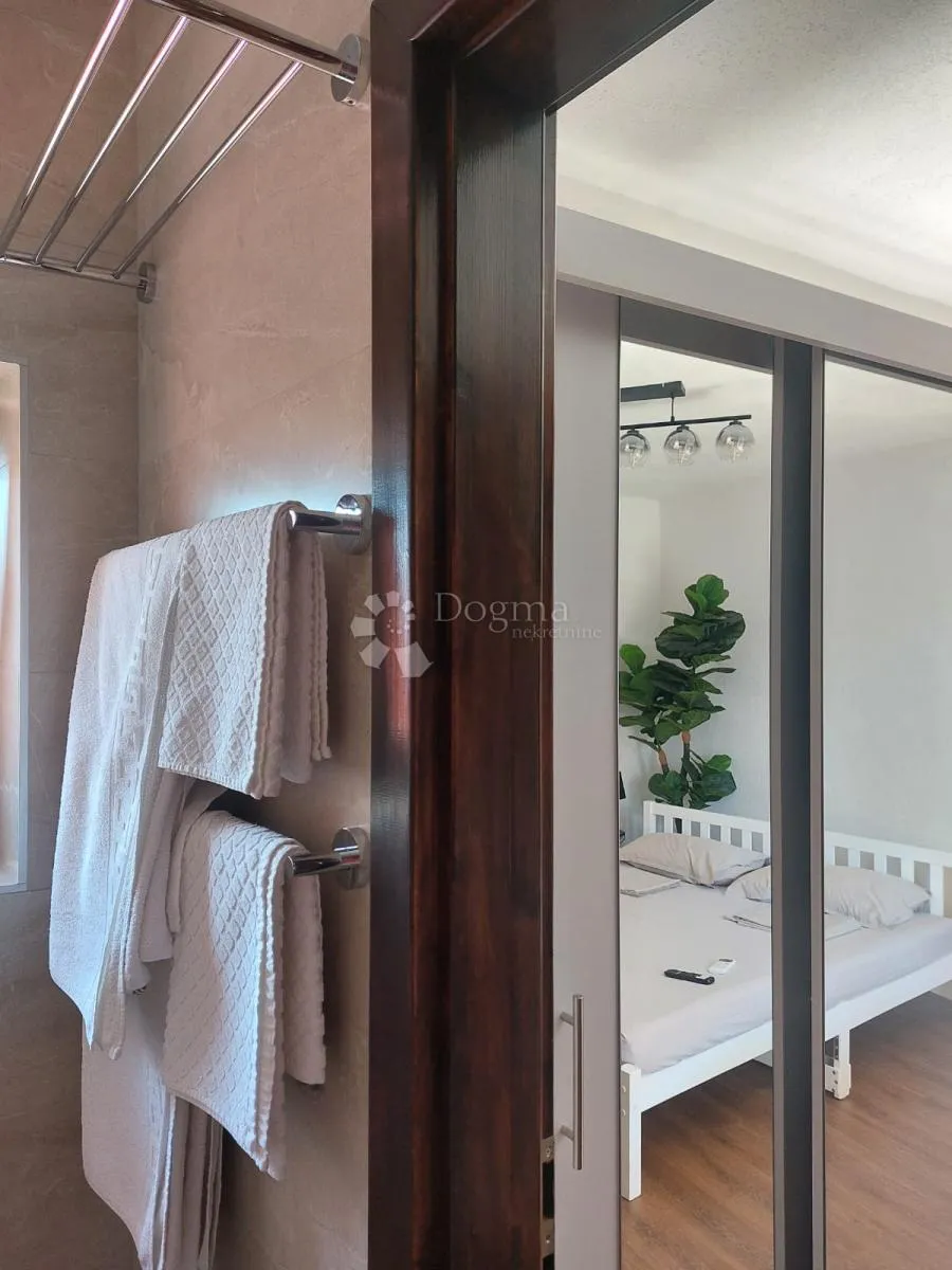 studio apartman- centar rovinja- drugi red do mora - 50 m od mora - slika 9