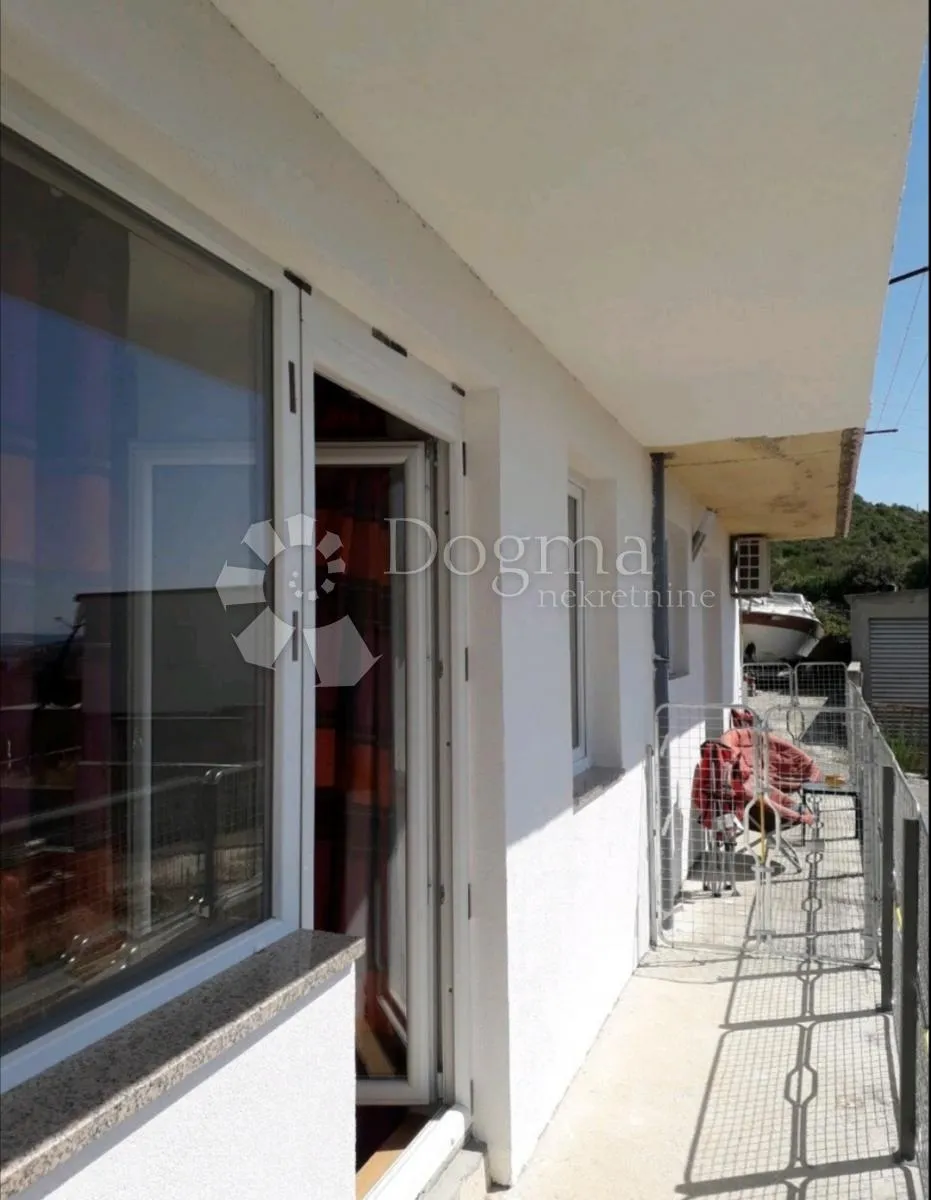 marina - kuća sa 4 apartmana i predivnim pogledom na more - slika 44