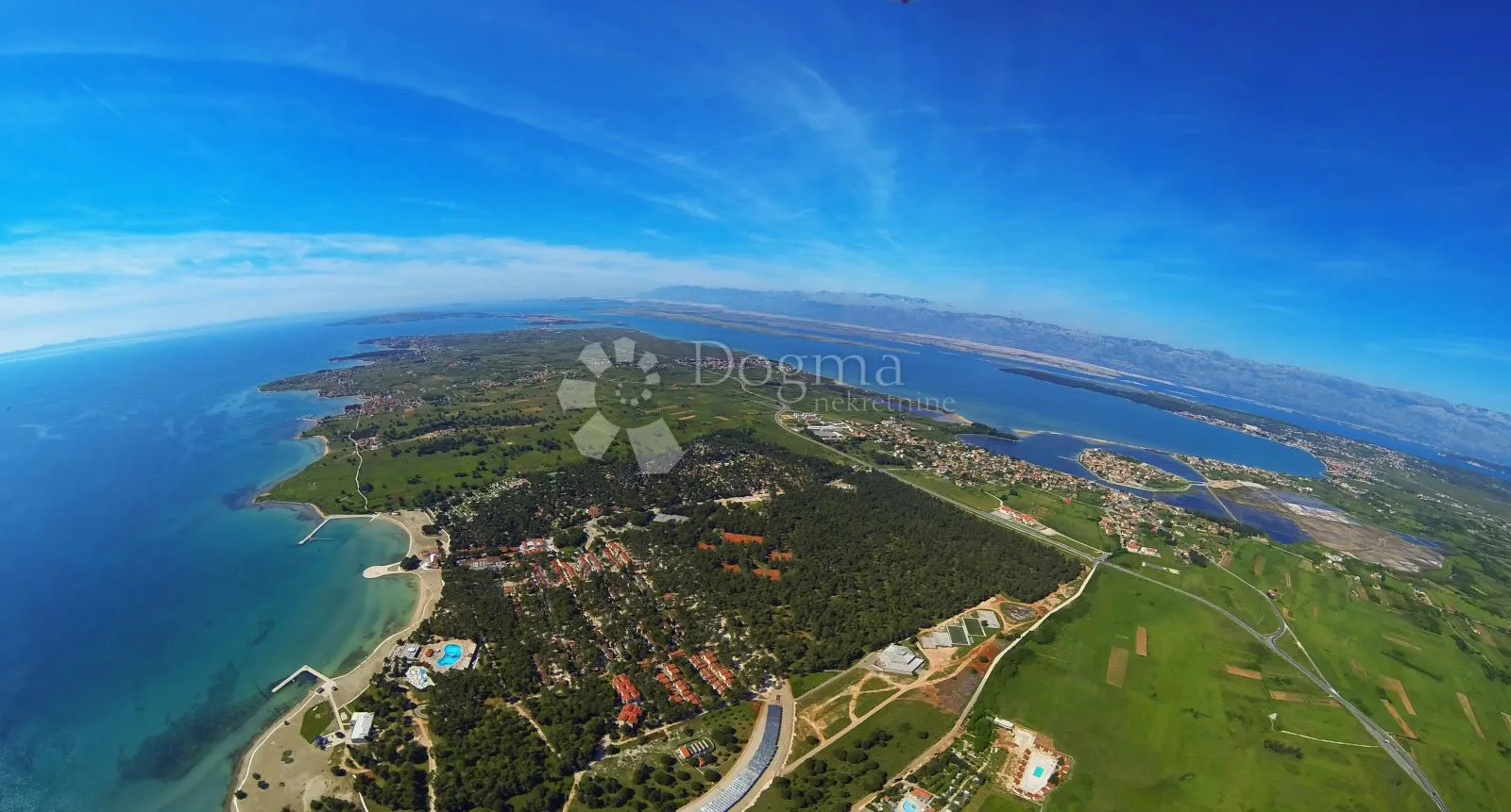 tri dizajnerske vile s bazenima i spa sadržajima-iznimna investicija na jadranu - slika 75