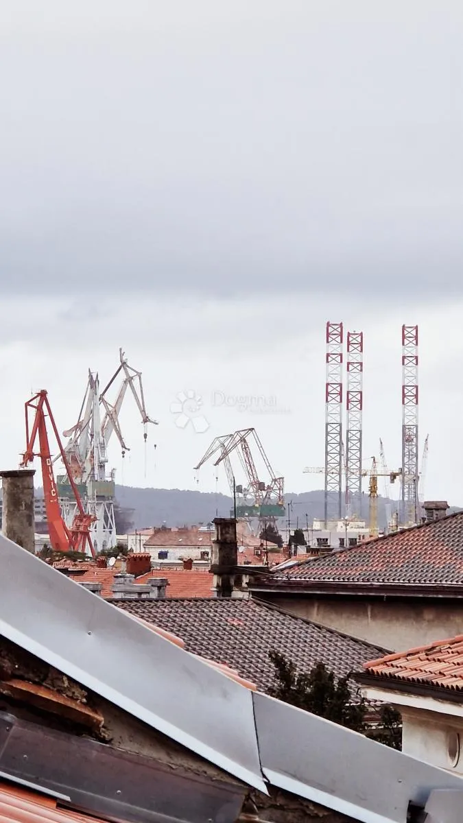 stan u srcu pule - za uživanje u svemu što grad pruža - slika 27