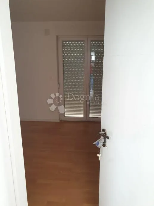 apartman s bazenom malinska - slika 4