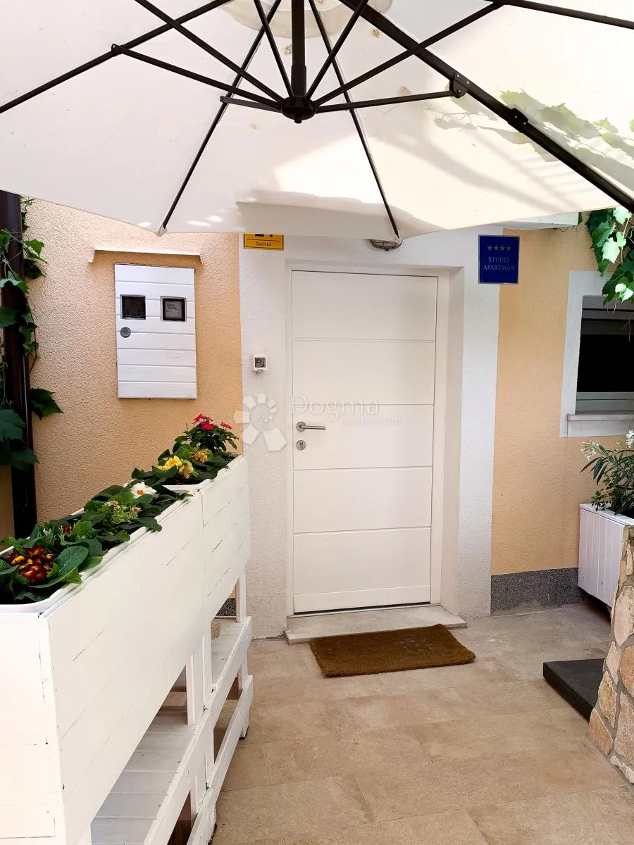 baška renovirana kamena kuća sa 2 apartmana - slika 7