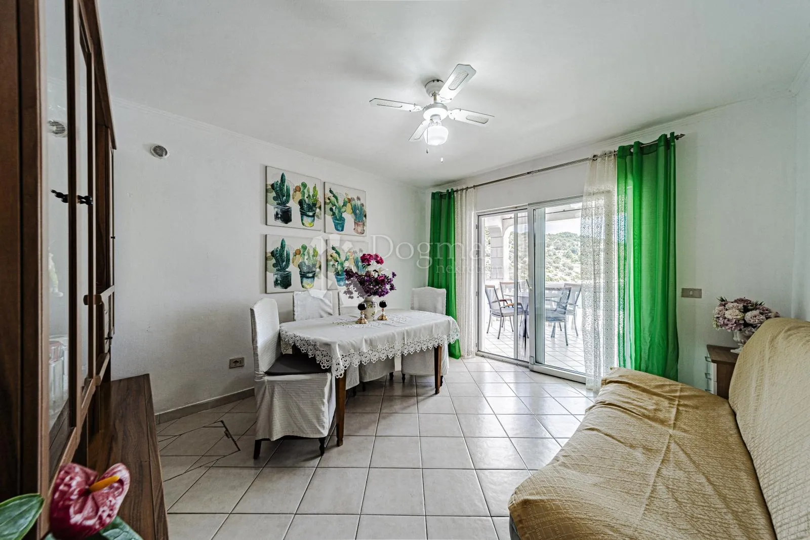 prvi red do mora: samoodrživa apartmanska vila s uhodanim poslovanjem – vela luka, korčula - slika 163