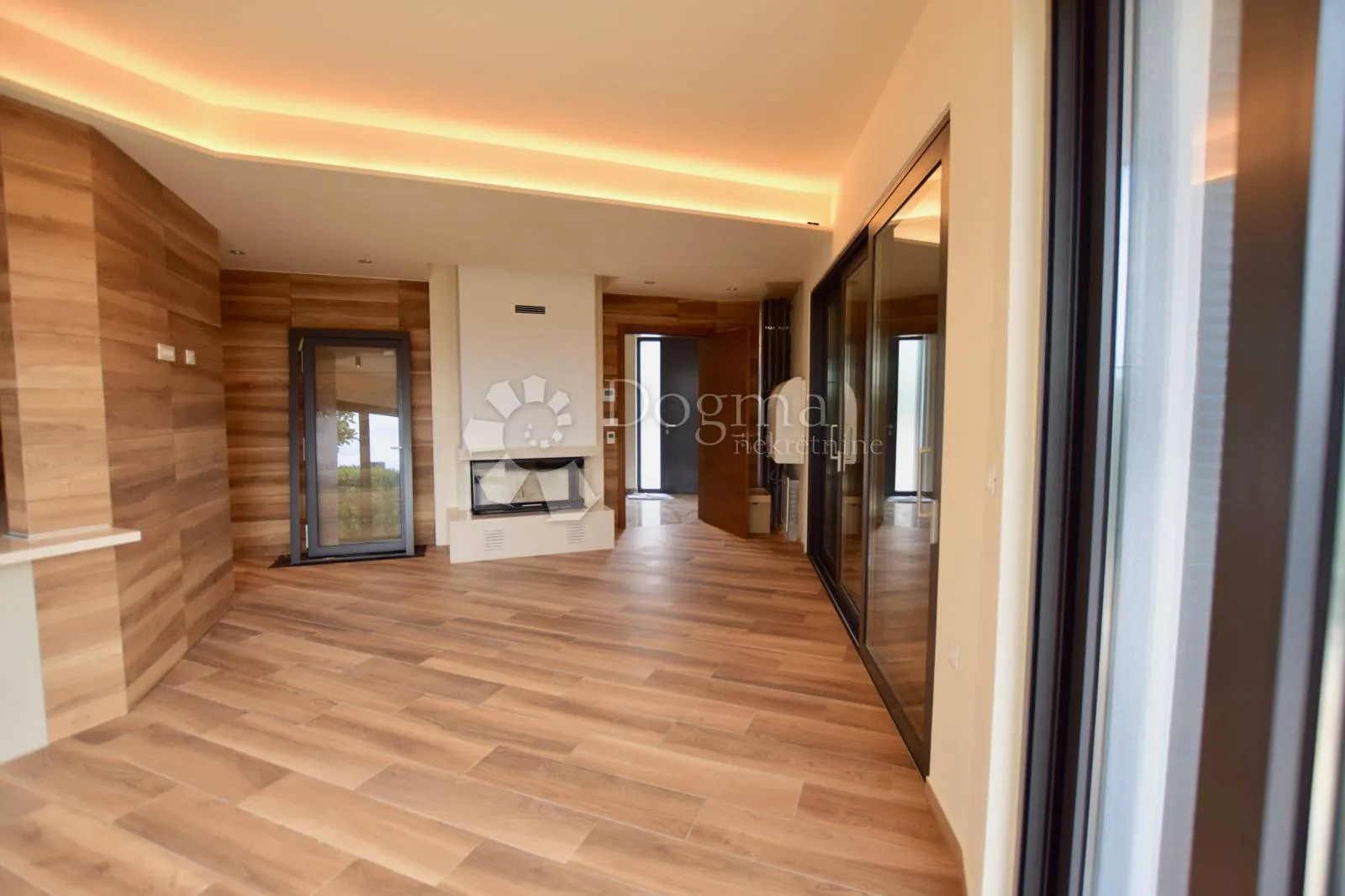 urbana obiteljska villa, malinska - slika 13