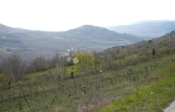 pogled na motovun, građevinsko - slika 3