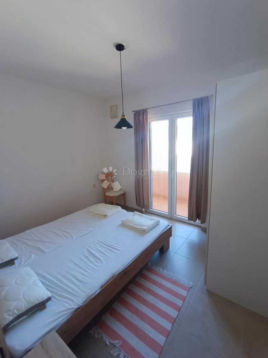 apartman 46 m² s balkonom i terasom – palit, rab - slika 9