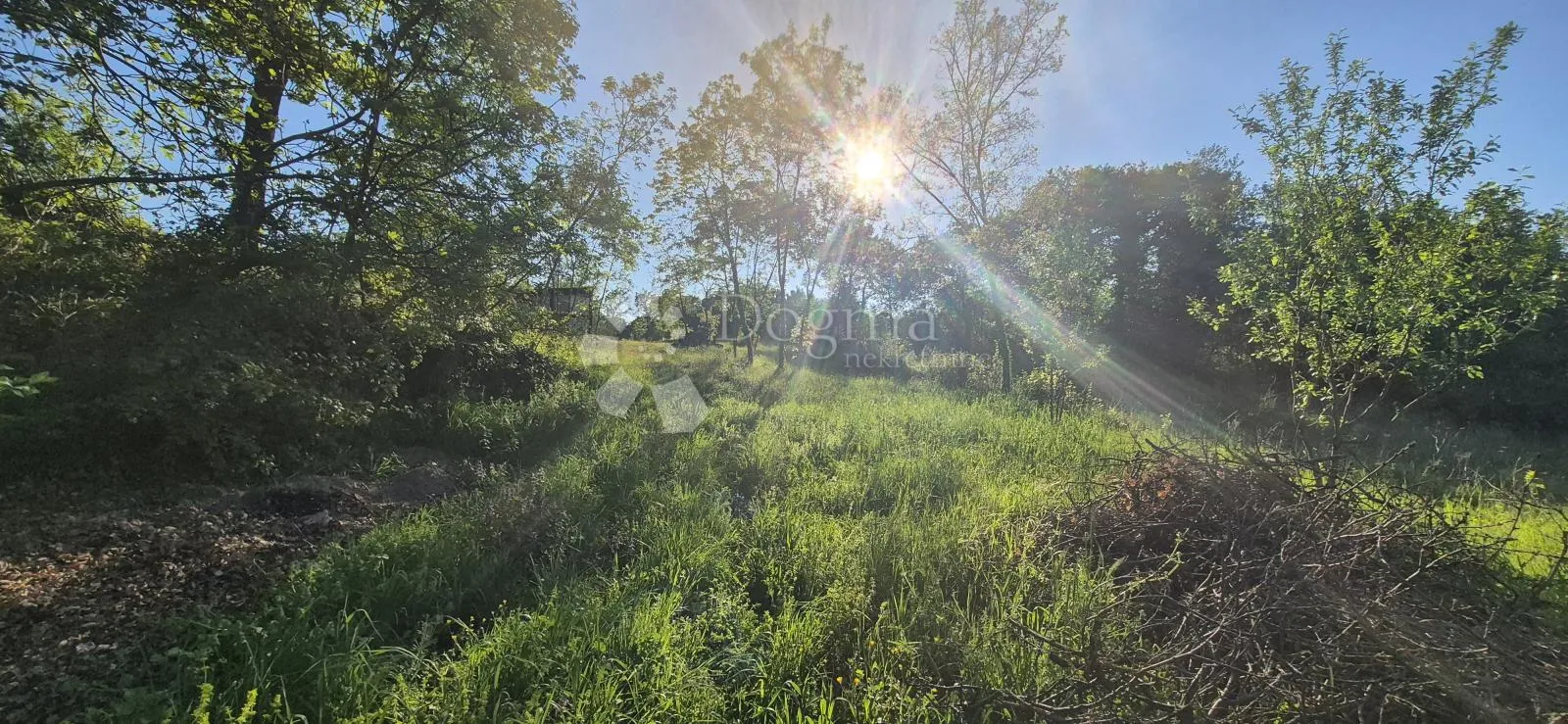 kombinirano građevinsko 950 m2 +poljoprivredno zemljište 1773 m2 - slika 9