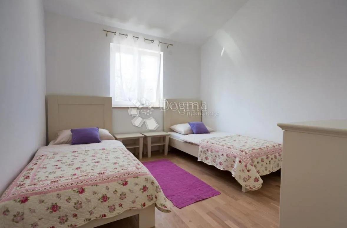 tri autentične kamene vile u nizu s bazenom– dobrinj, otok krk - slika 14
