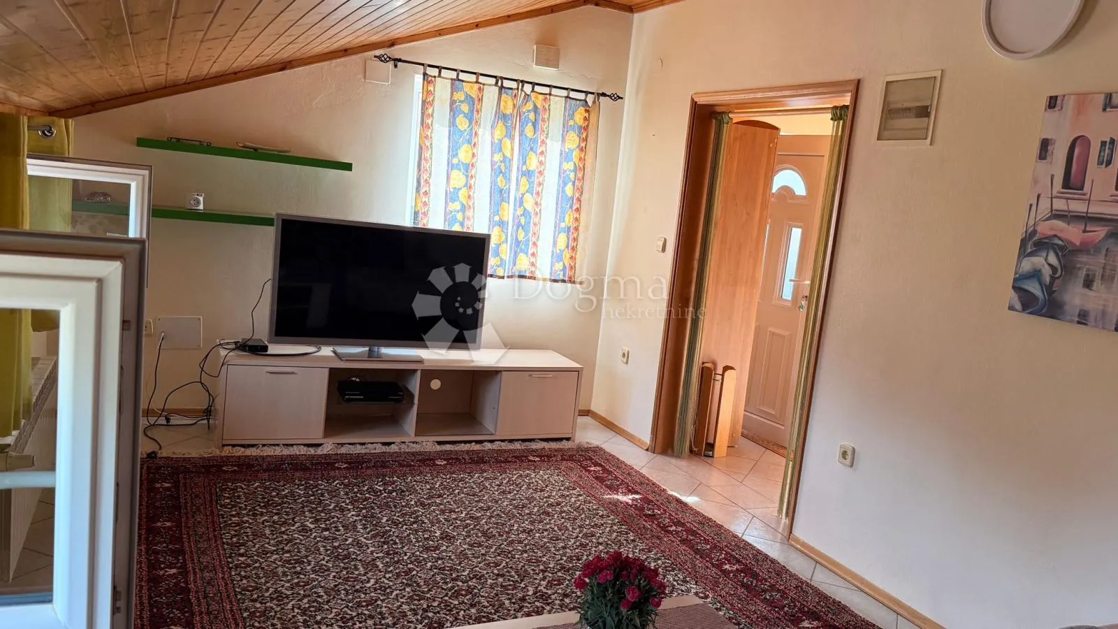atraktivna kuća sa tri apartmana poreč - slika 8