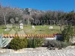 kuća sa bazenom - slika 19