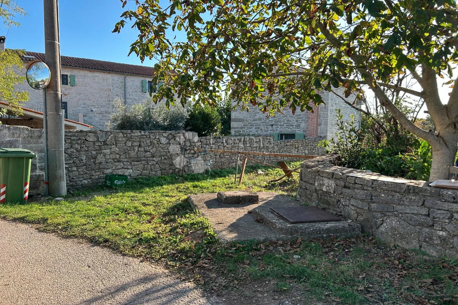 bale – idilična pozicija na rubu sela - slika 10